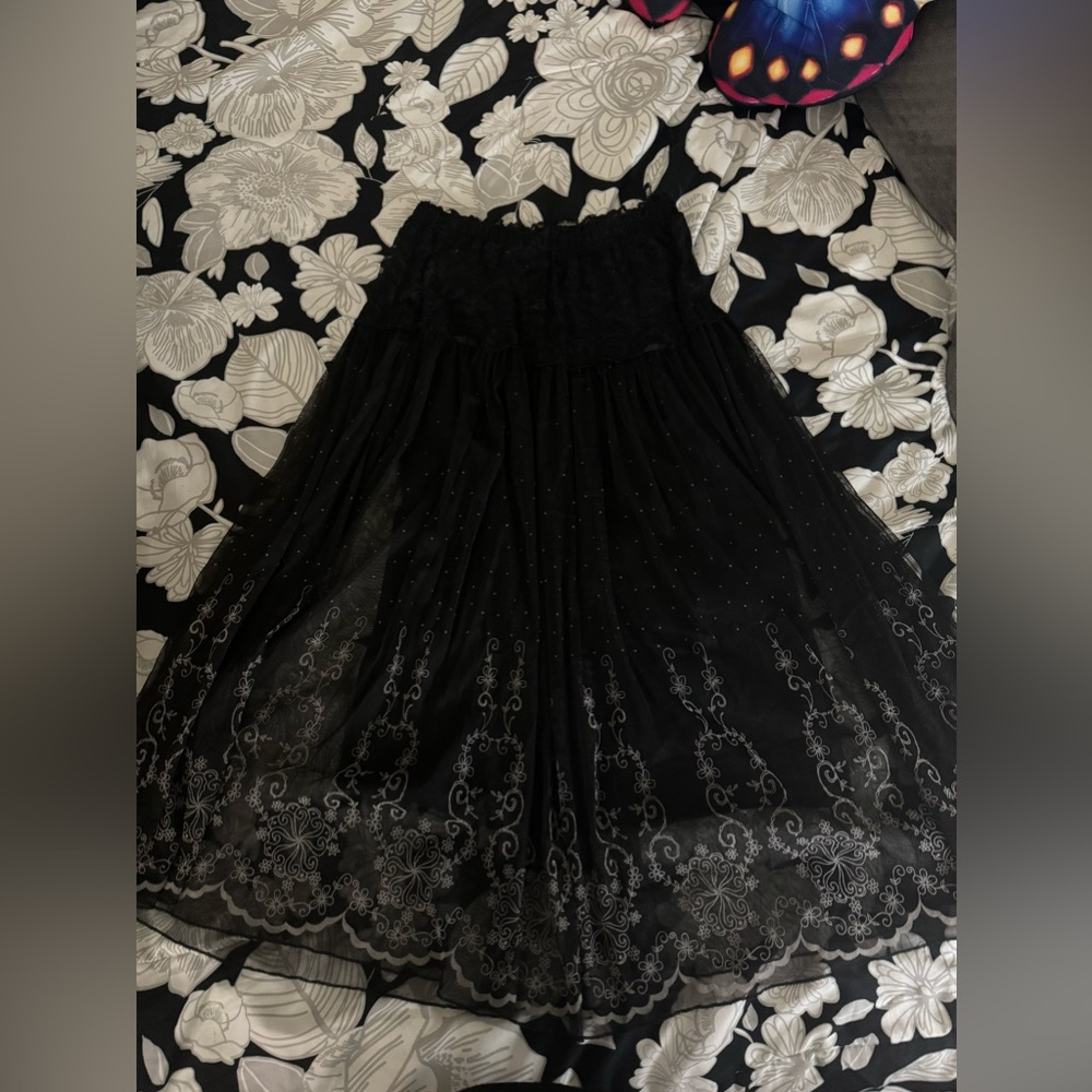 Lace - long maxi skirt - black and gray